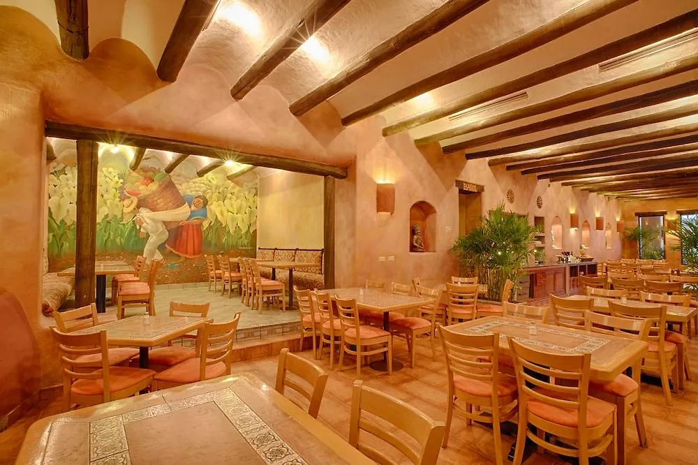 Hotel Rio Amazonas Quito 4*,