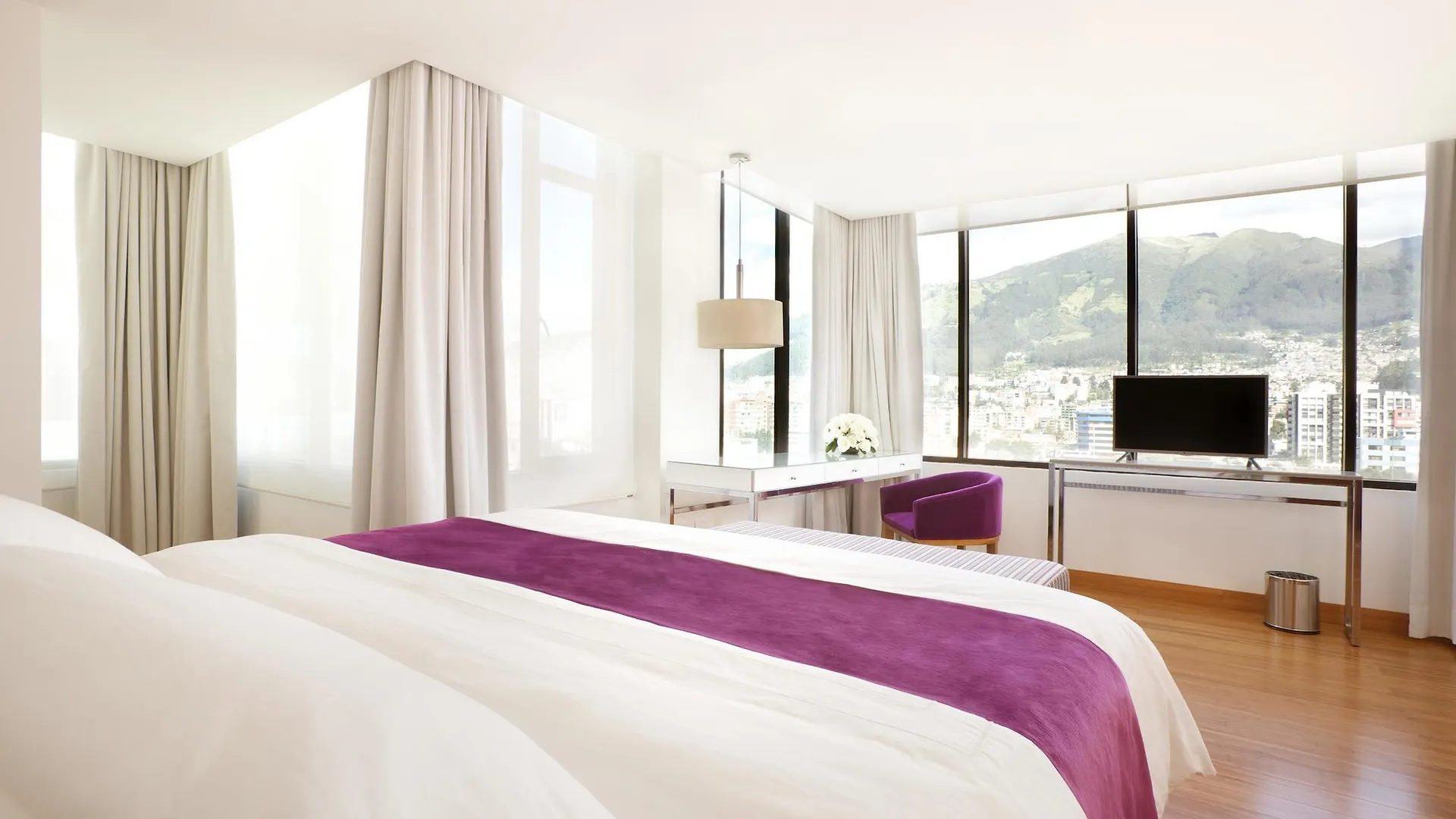 Hotel Rio Amazonas Quito