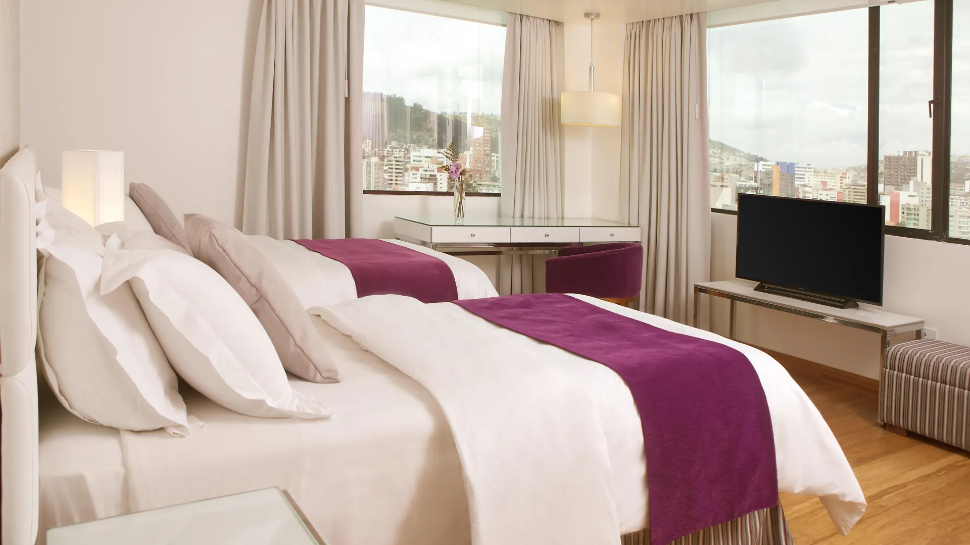 Hotel Rio Amazonas Quito